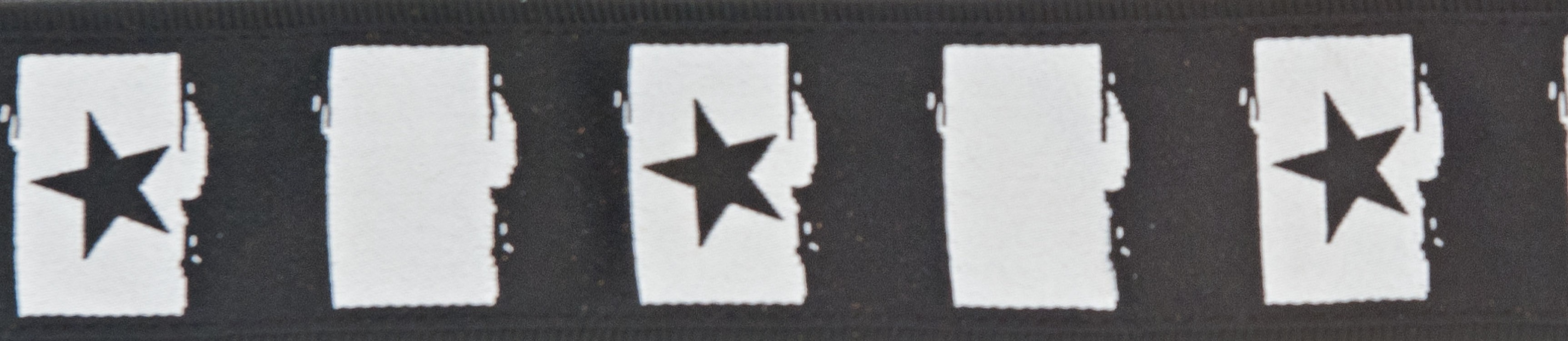 GİTAR ASKISI DOKUMA YILDIZ/SİYAH BEYAZ ROCK STAR - 50C01